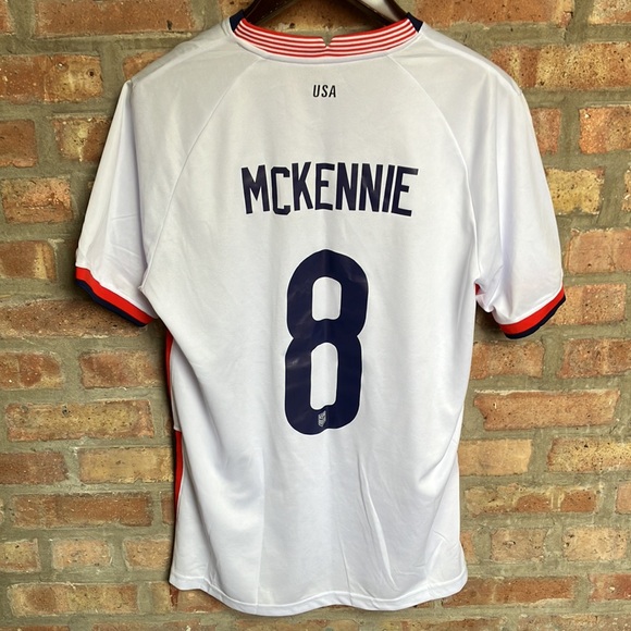 Nike - Picture 5 of 16